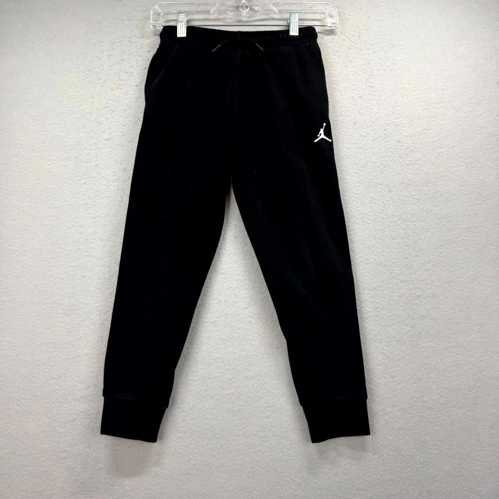 Jordan Essentials Fleece Jogger Pants Boys S Fits 23x21* Black Training Gym Wear